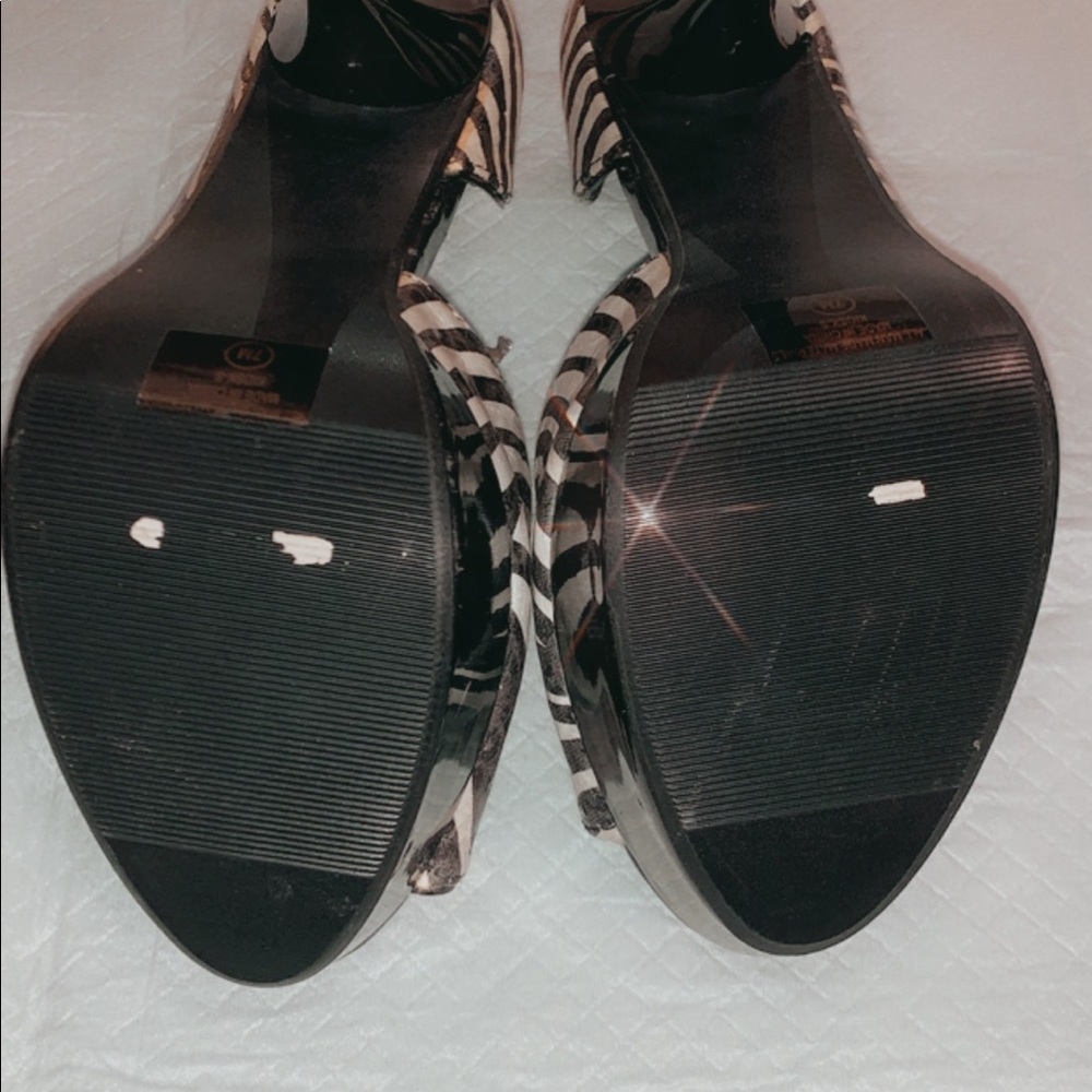 Zebra Pumps - Picture 7 of 7